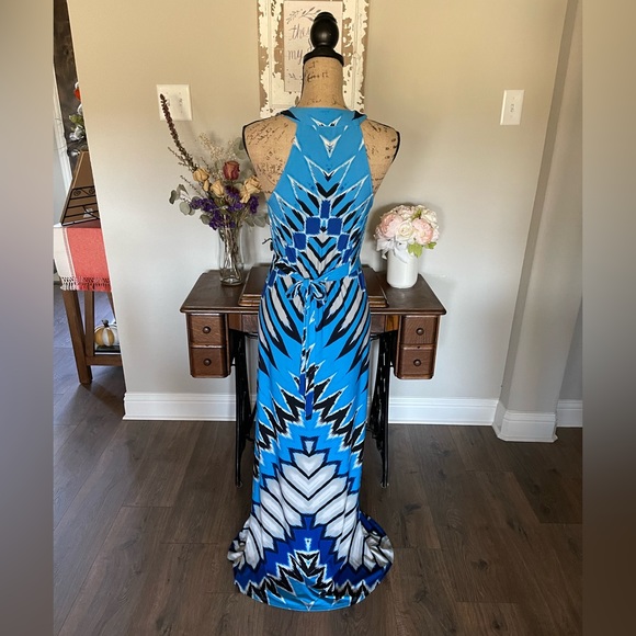 ECI New York Gorgeous Maxi Dress - Picture 5 of 12